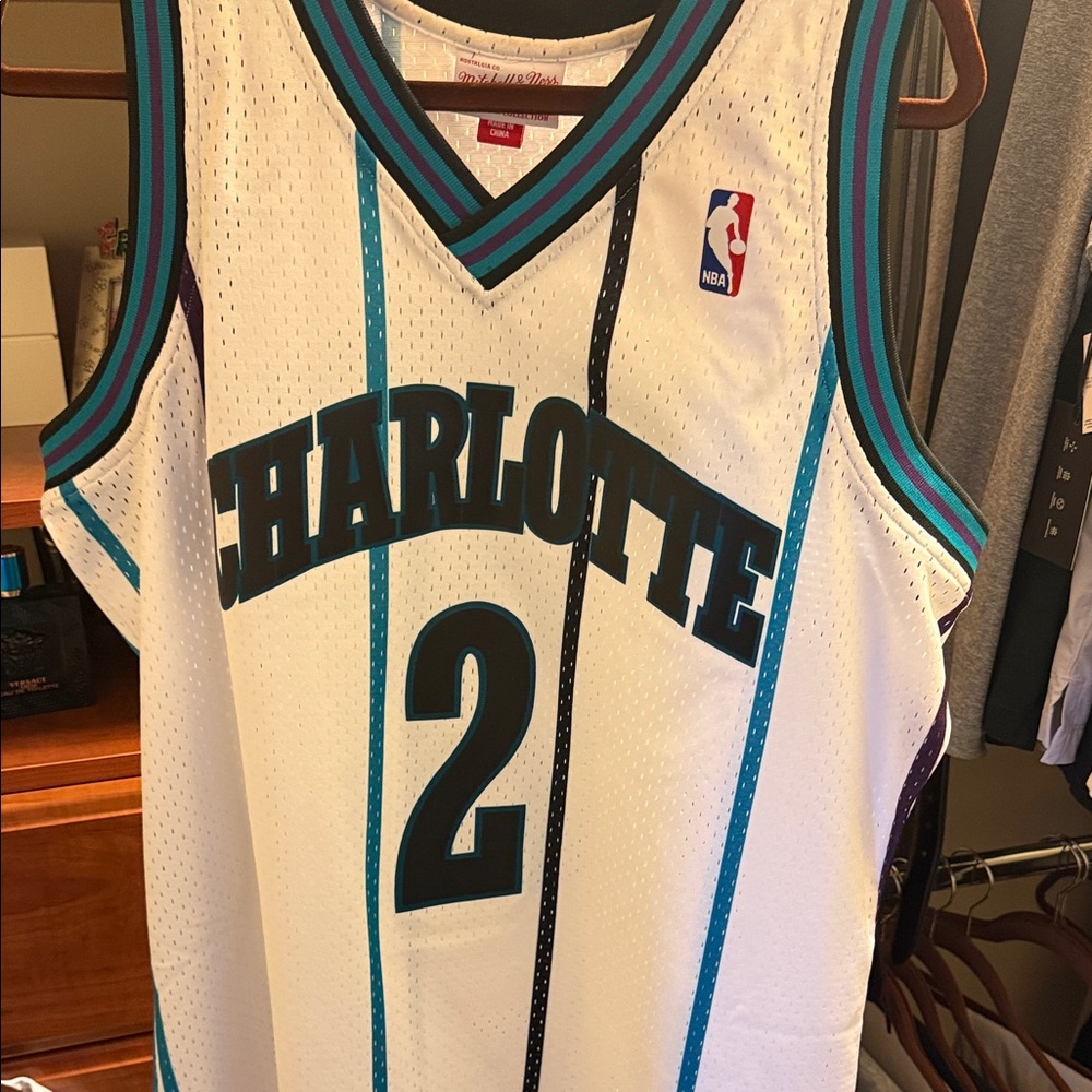 Mitchell & Ness Charlotte Jersey - White, Teal, Black
